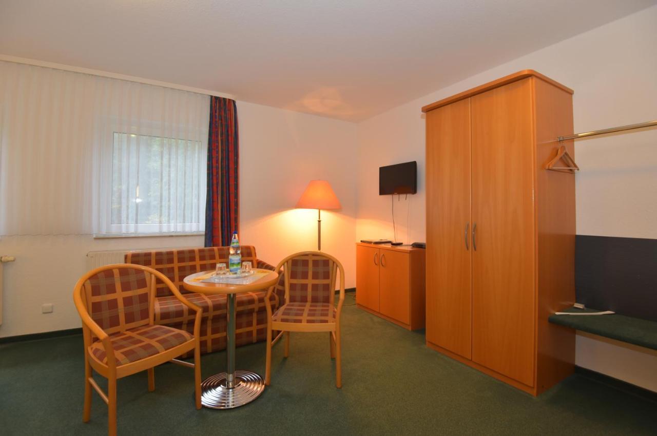 Hotel Am Wald -Garni- Elgersburg Экстерьер фото