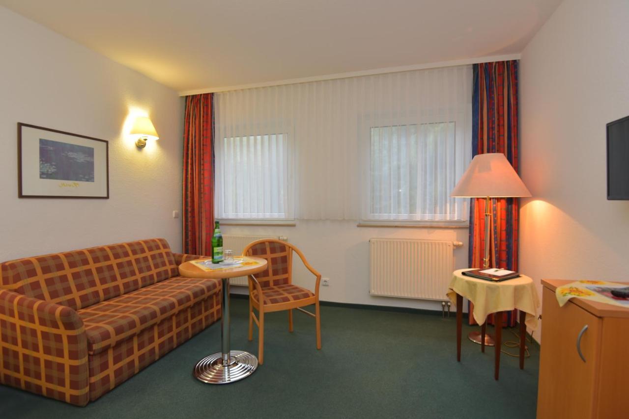 Hotel Am Wald -Garni- Elgersburg Экстерьер фото