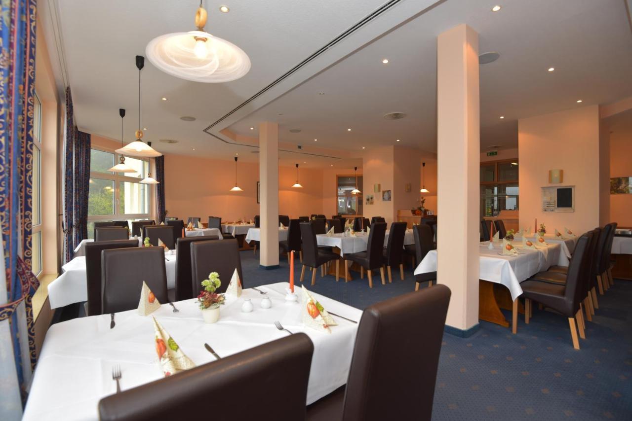 Hotel Am Wald -Garni- Elgersburg Экстерьер фото