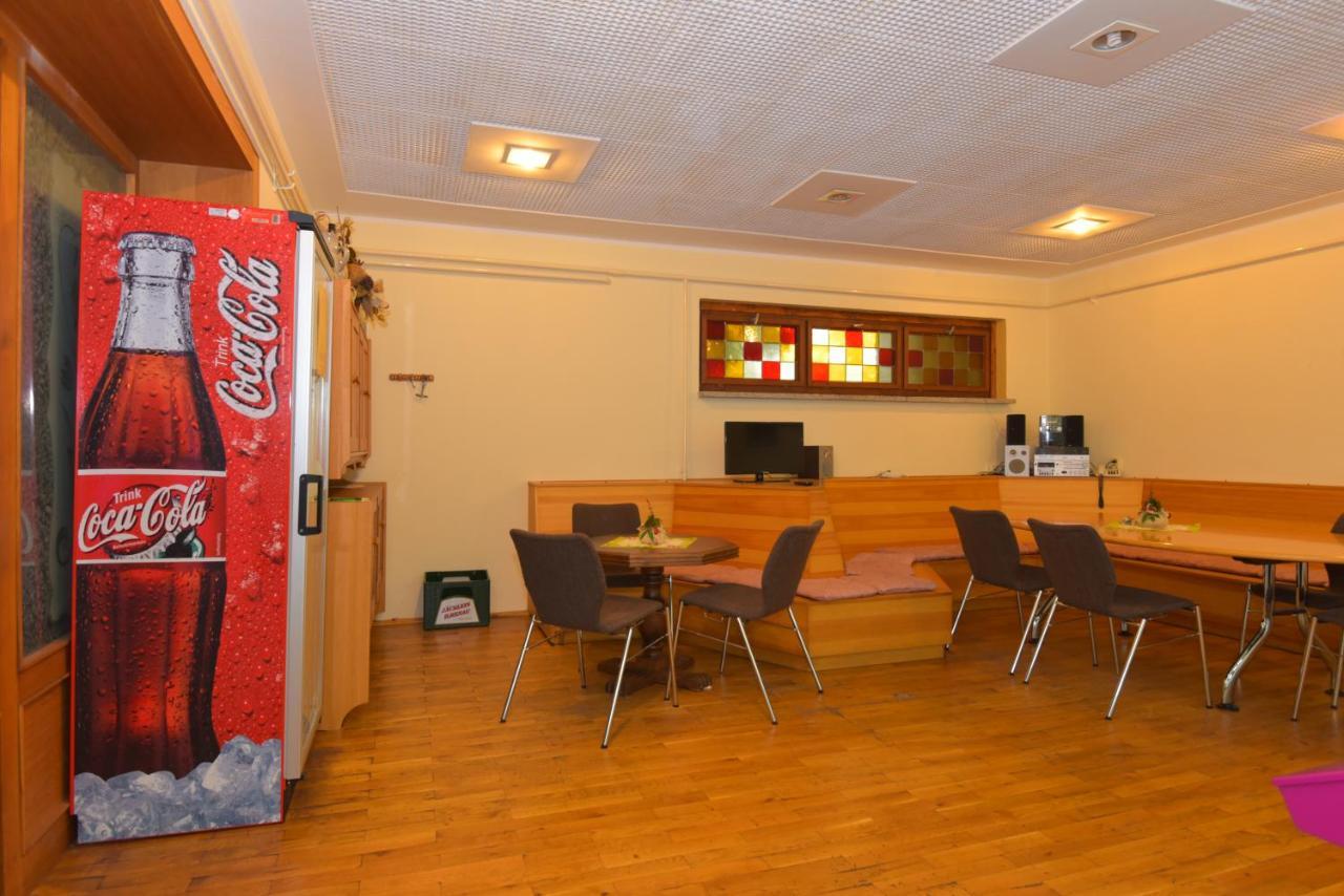 Hotel Am Wald -Garni- Elgersburg Экстерьер фото